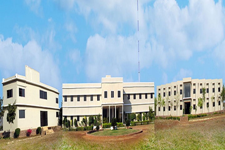 https://cache.careers360.mobi/media/colleges/social-media/media-gallery/22118/2020/8/18/Campus View of IBT College of Diploma Engineering Durg_Campus-View.jpg